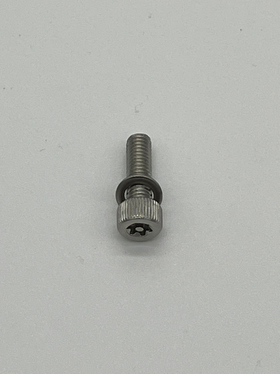 Torx bolt (KDR-M23 model bar mount included)
